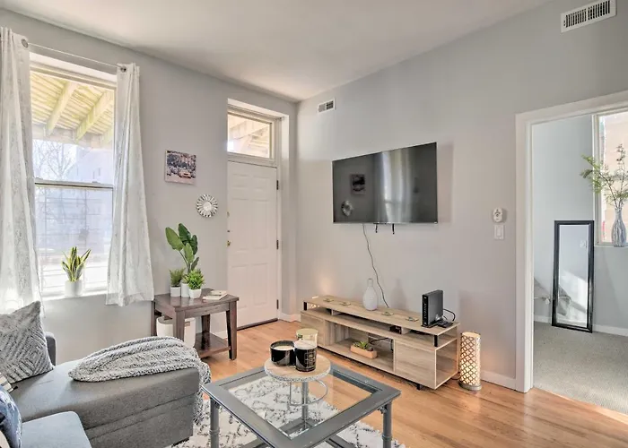 Elegant Retreat With Spacious Balcony! *