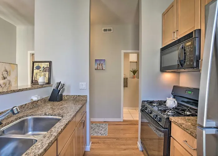 Elegant Retreat With Spacious Balcony! Appartement Chicago
